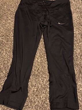 Nike Black Athletic Leggings with Reflective Swoosh